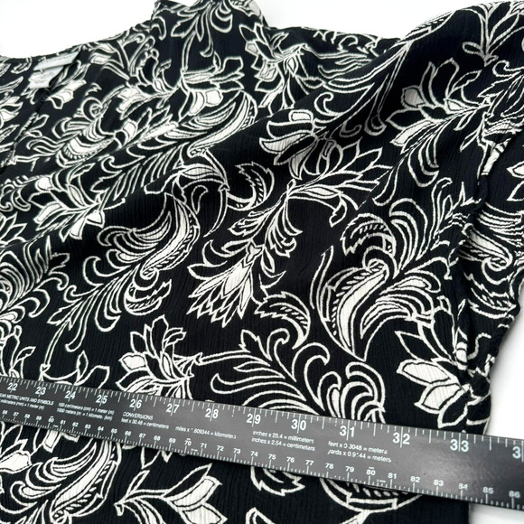 CATHERINES Women's‎ 4X Black White Floral Button Up Shirt Crinkle Lightweight - Picture 6 of 7